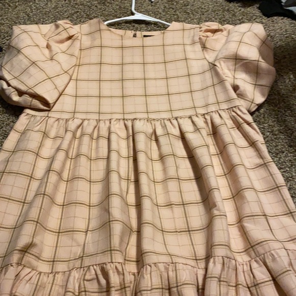 Forever 21 Dresses & Skirts - Forever 21 Puff Sleeve Baby Doll Dress